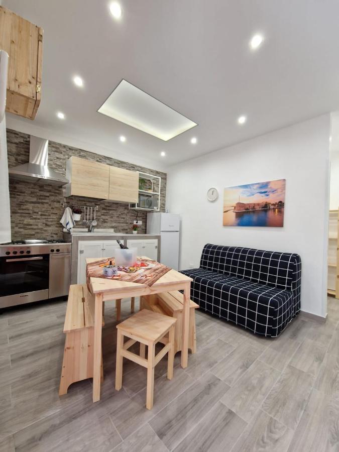La Casa Di Teresa Hotel Таранто Екстериор снимка