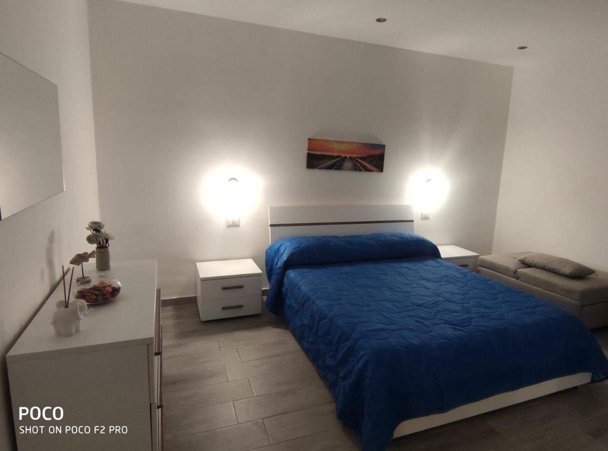 La Casa Di Teresa Hotel Таранто Екстериор снимка